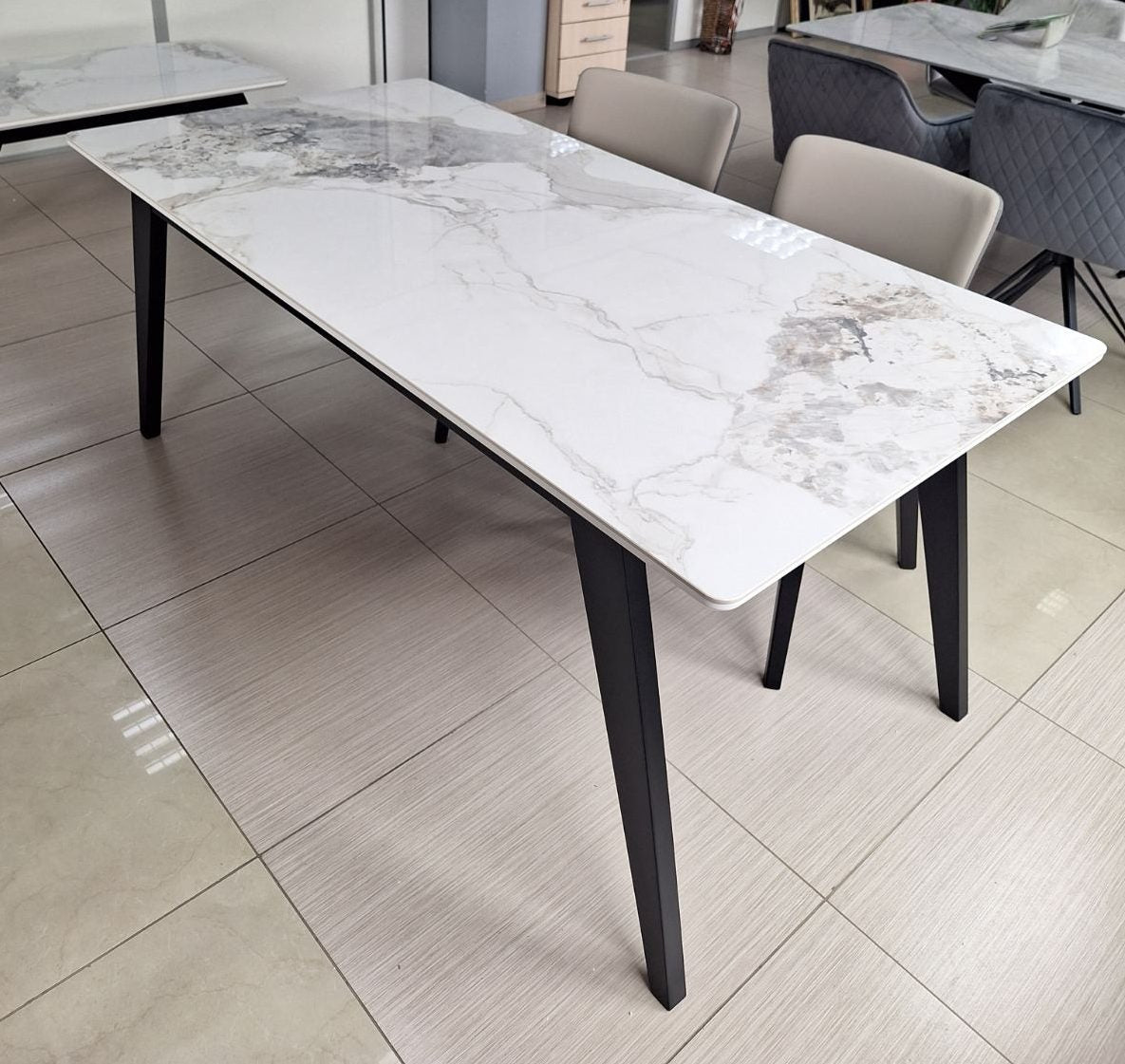 Blagovaonski stol A2261 Chanel 160x90